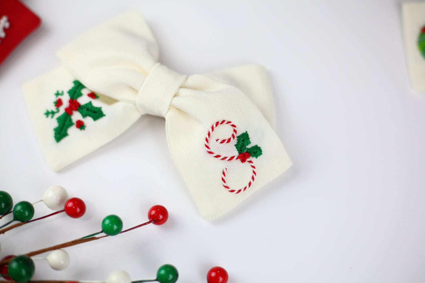 (Pre-Order)Hand Embroidered Christmas Bows