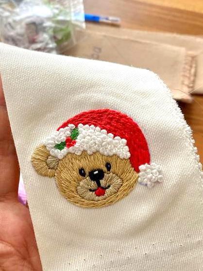 (Pre-Order) Bear Pattern Hand Embroidered Hair Bow