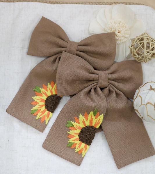 Autumn Sunflower Bow — Mocha