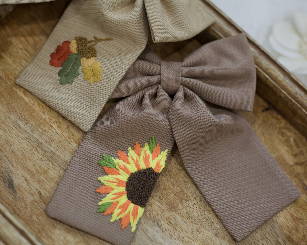 Autumn Sunflower Bow — Mocha
