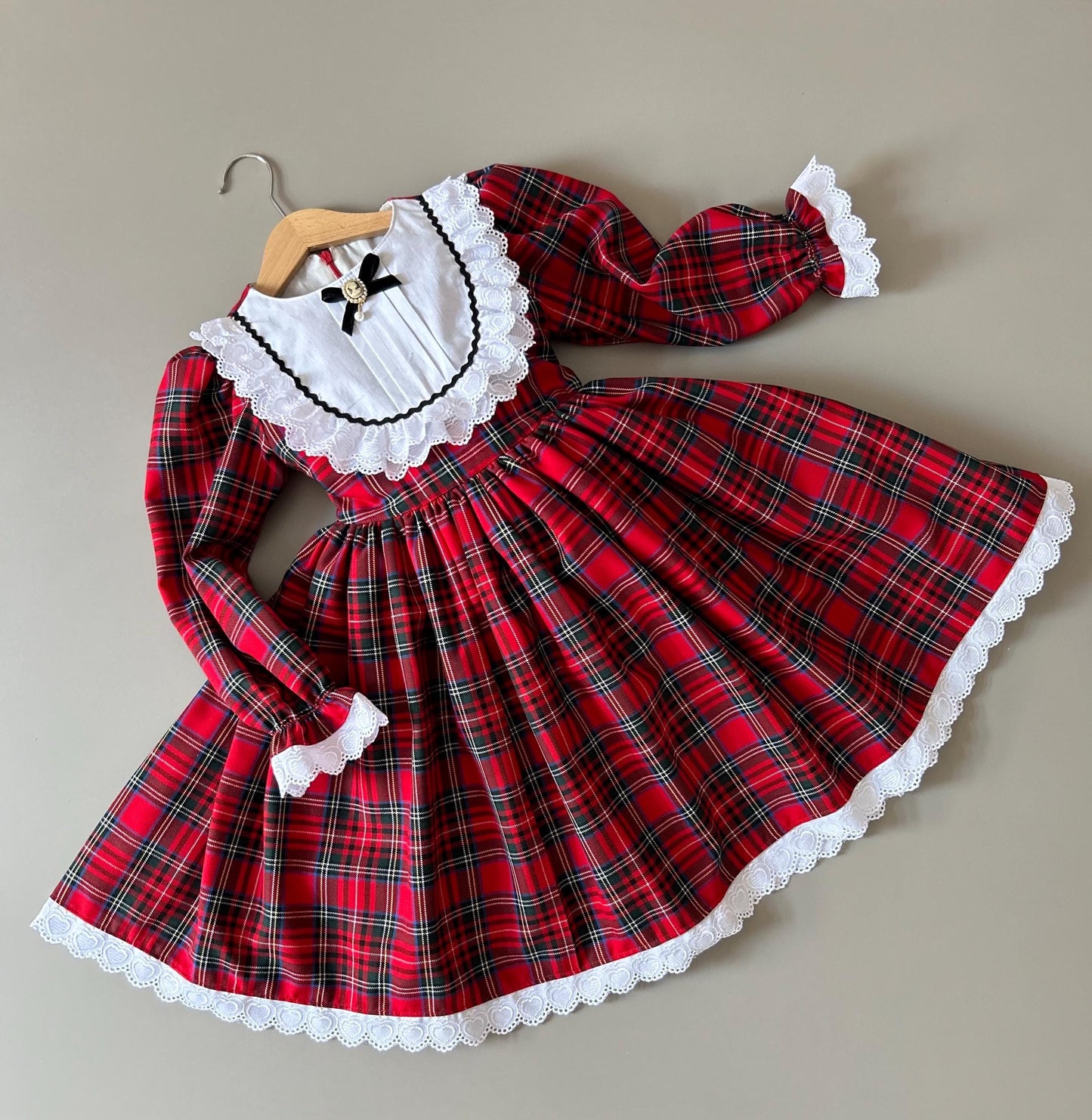 (Pre-Order)Vintage Charm Holiday Dress